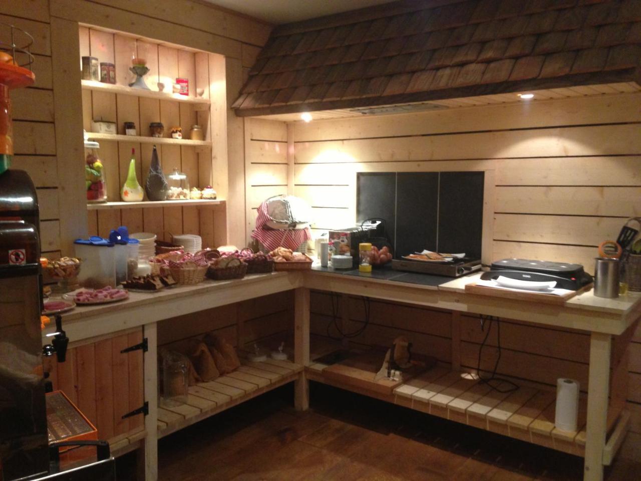 Hotel Restaurant Le Cosy Bouillon Esterno foto