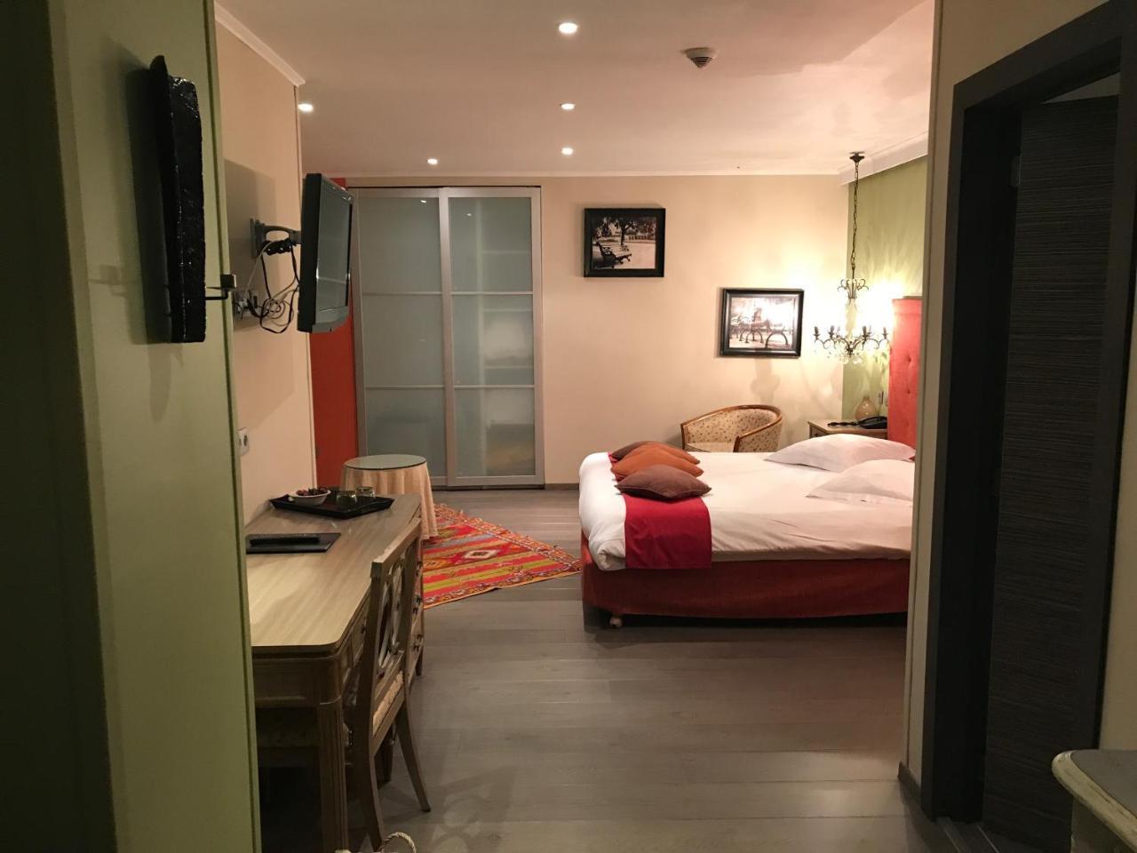 Hotel Restaurant Le Cosy Bouillon Esterno foto