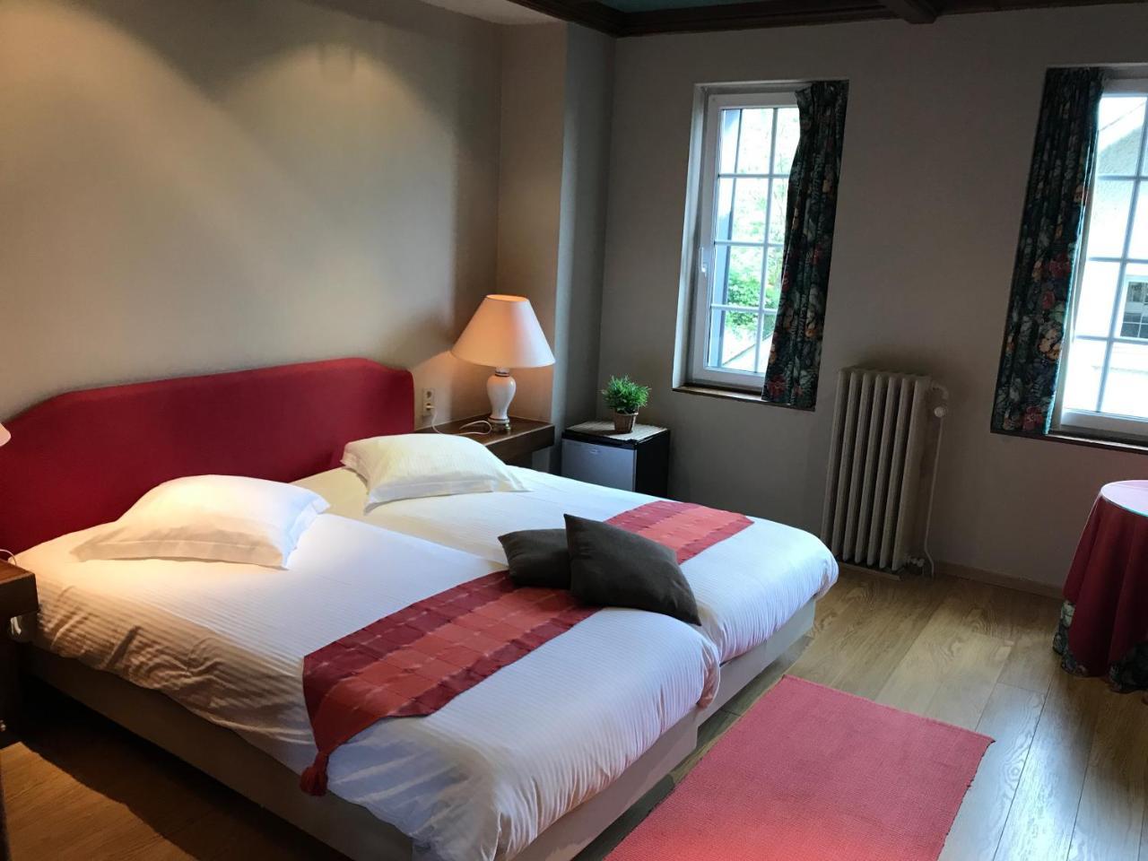 Hotel Restaurant Le Cosy Bouillon Esterno foto
